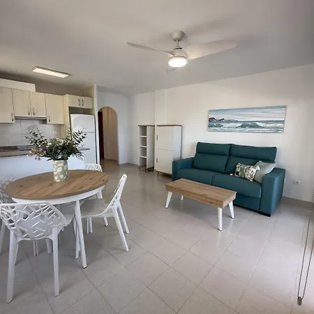 Apartment Hawaii Iv 5c - By Watermelon *